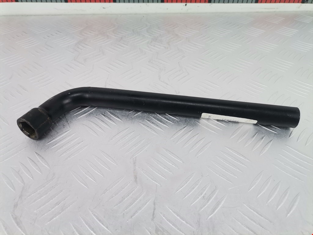 Ключ балонный SAAB 9-3 1998-2002