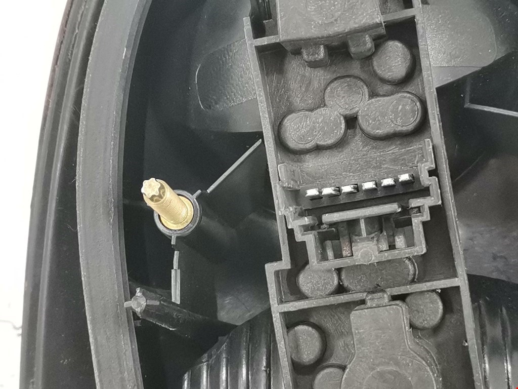 Фонарь задний левый RENAULT Megane I 1996-2002