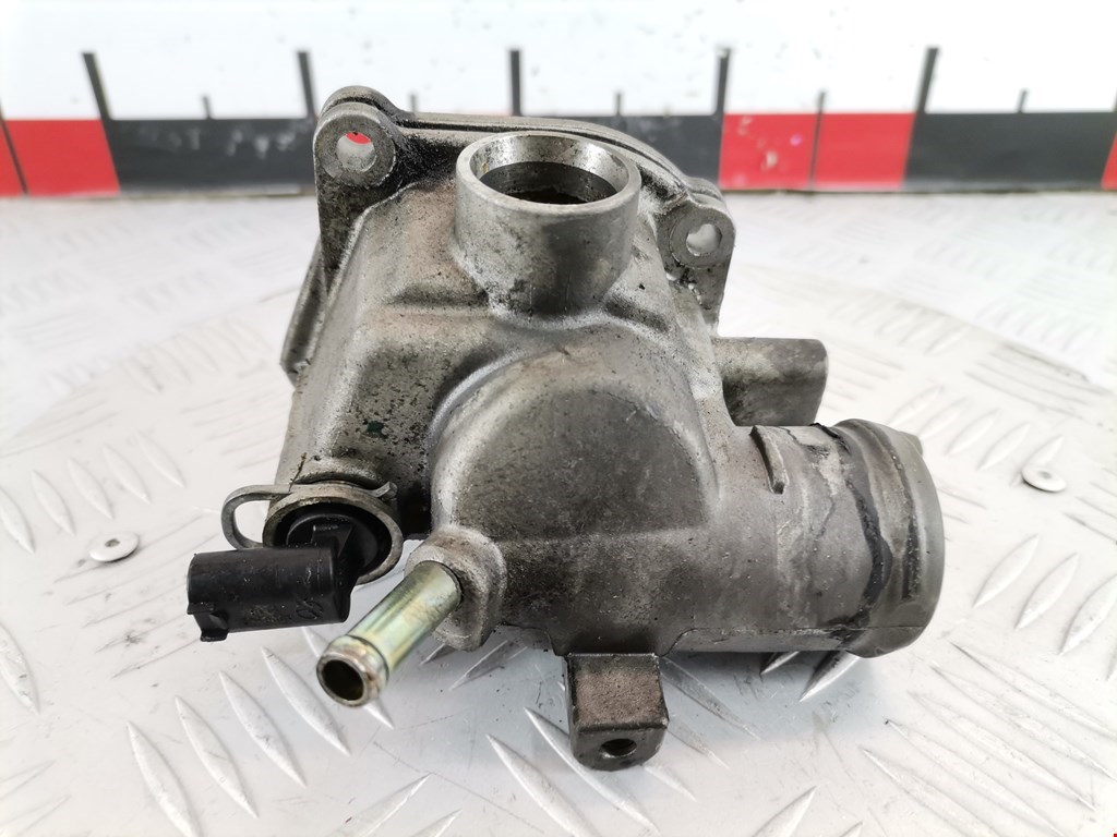 Корпус термостата MERCEDES-BENZ C-Class C-klasse W203 2000-2007