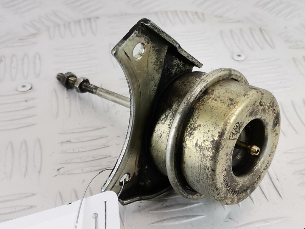 Моторчик привода (положения воздушных) заслонок (актуатор сервопривода турбины) CITROEN C5 I 2001-2008