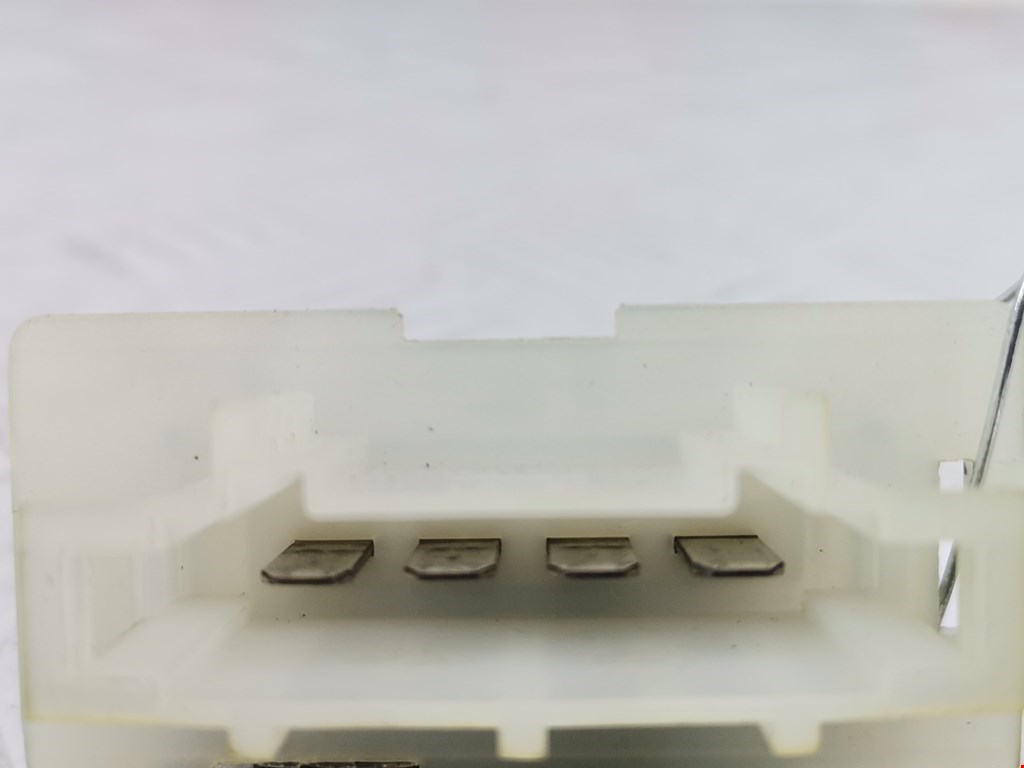 Резистор отопителя (сопротивление печки) OPEL Signum 2003-2008