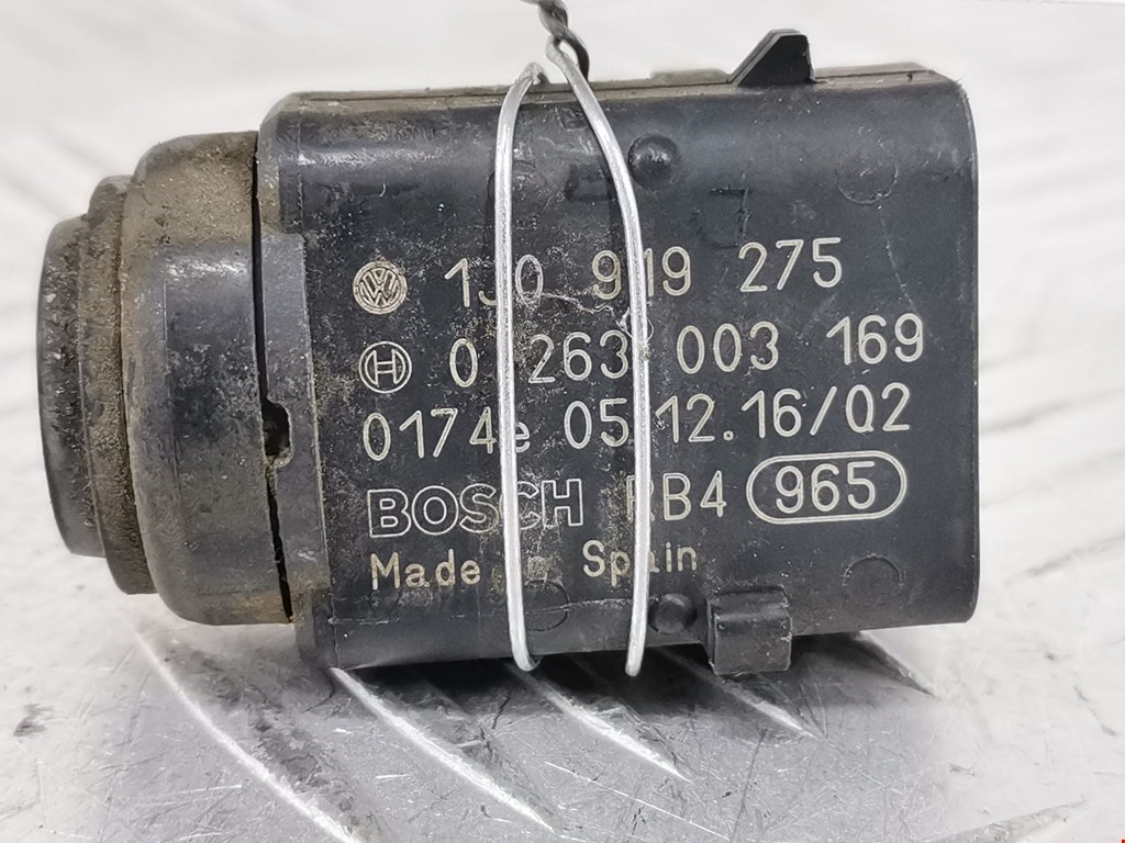 Датчик парковки VOLKSWAGEN Touareg 2002-2010