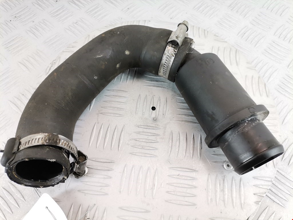 Патрубок интеркулера DACIA Sandero 2008-2012