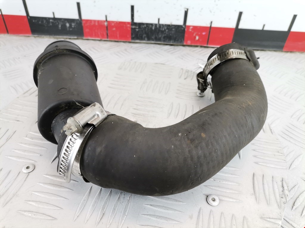 Патрубок интеркулера DACIA Sandero 2008-2012