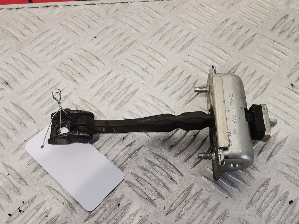 Ограничитель открывания двери OPEL Corsa D 2006-2014