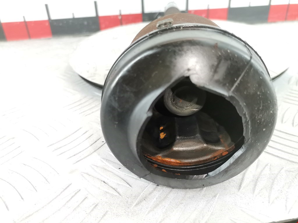 Полуось (привод, приводной вал) передняя правая CITROEN Berlingo 1996-2012