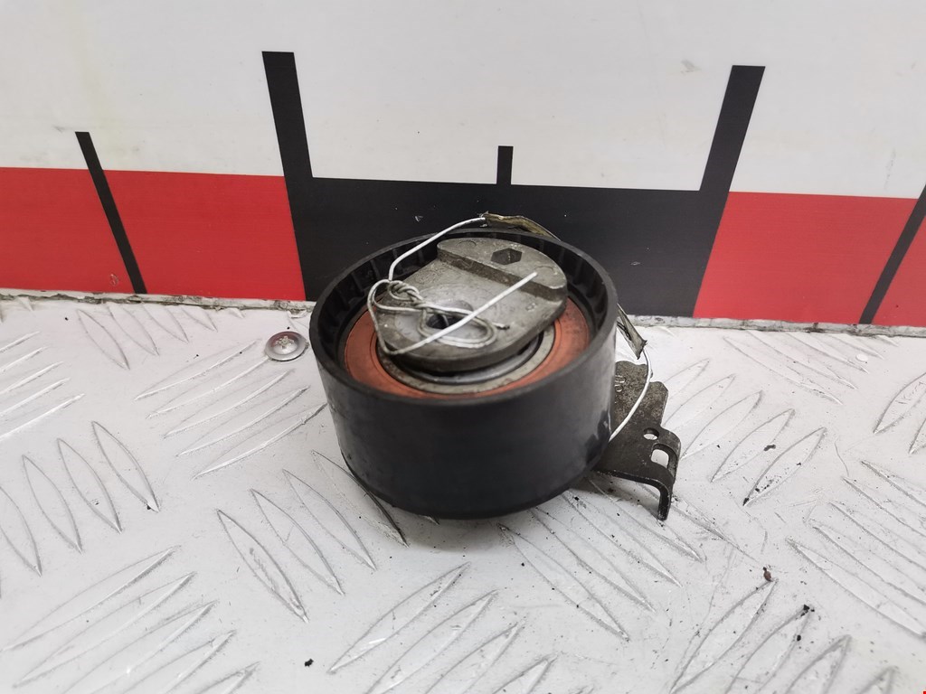 Натяжитель ремня генератора (приводного поликлинового ремня Peugeot 207 (2006-2014)