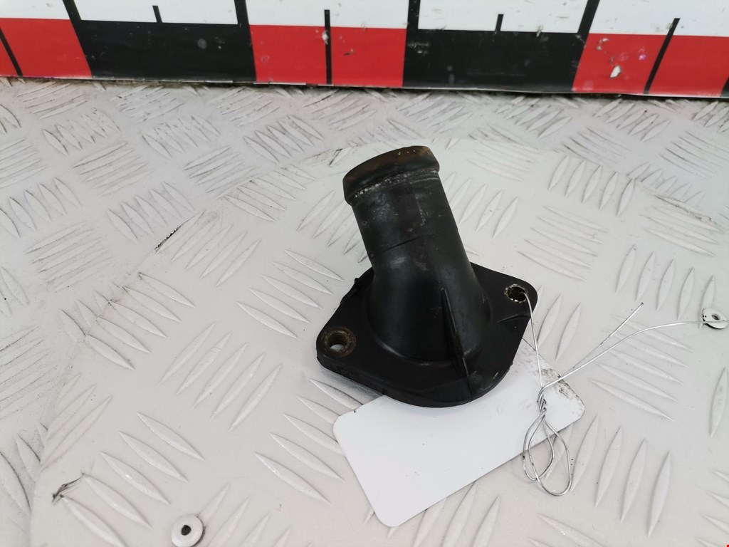 Корпус термостата AUDI A4 B5 1995-2001