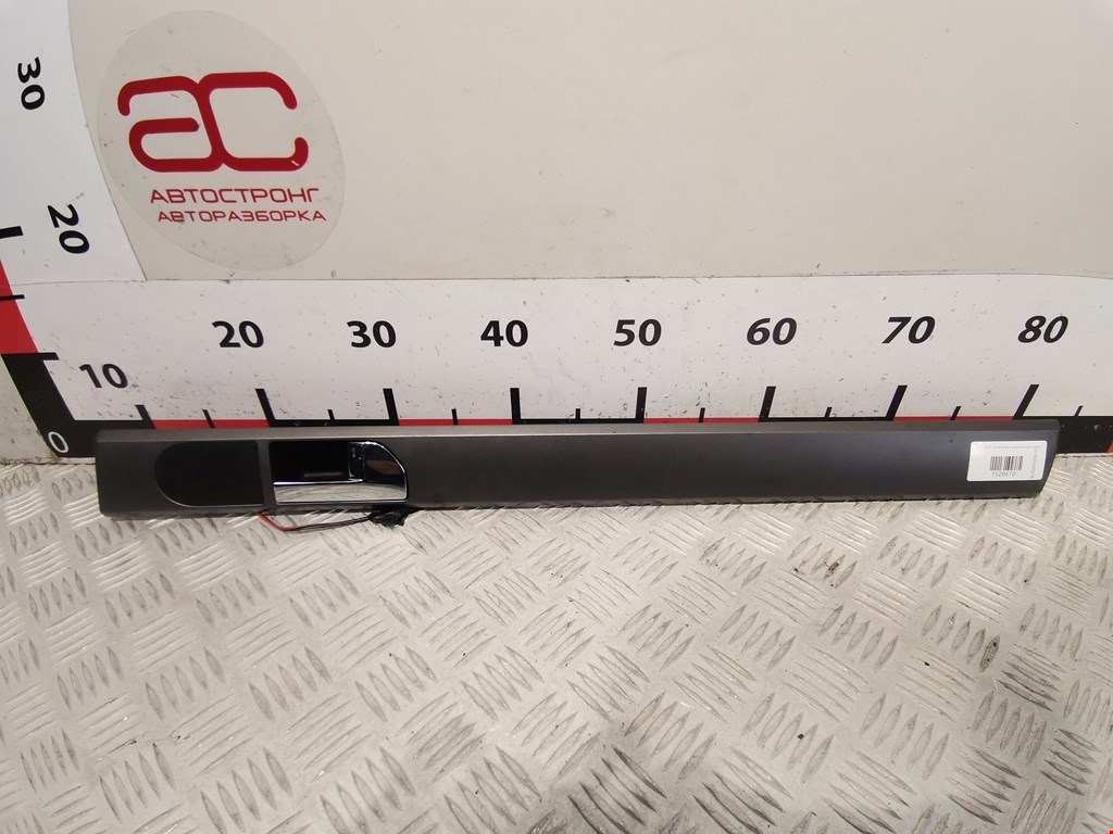 Ручка дверная задняя внутренняя правая VOLKSWAGEN Touareg 2002-2010