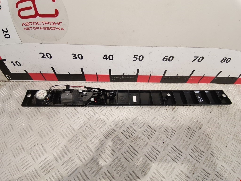 Ручка дверная задняя внутренняя правая VOLKSWAGEN Touareg 2002-2010