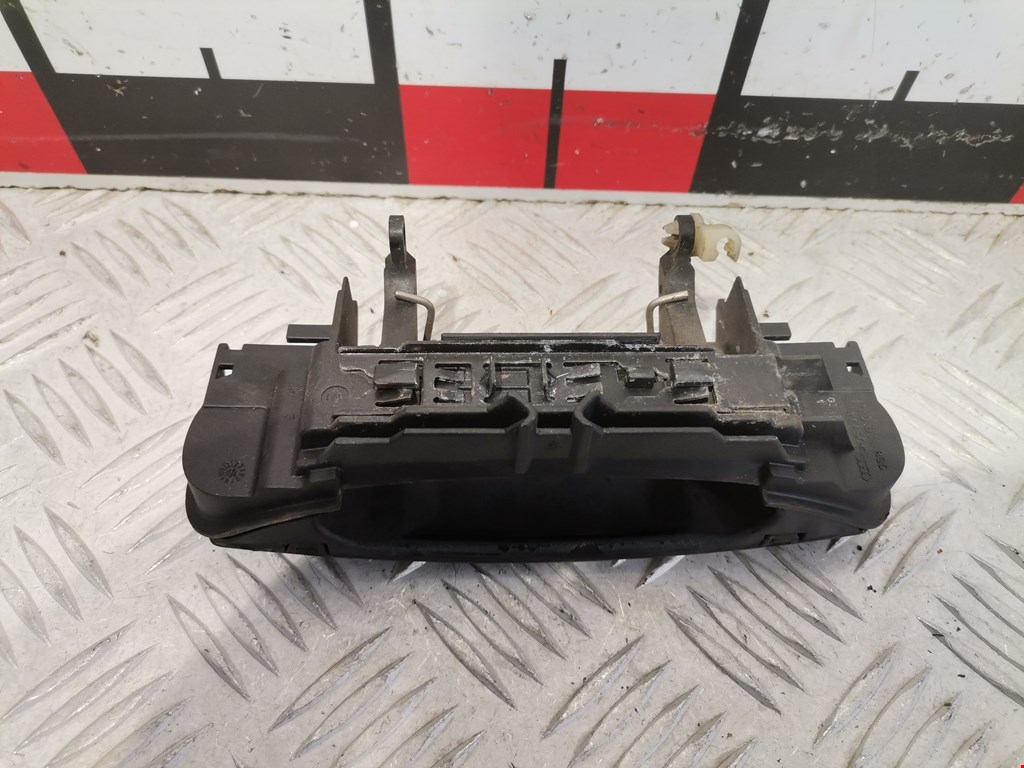 Ручка двери задней наружная правая AUDI A4 B6 2001-2005