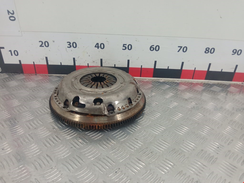 Маховик (демпфер сцепления) FORD Focus I 1998-2005