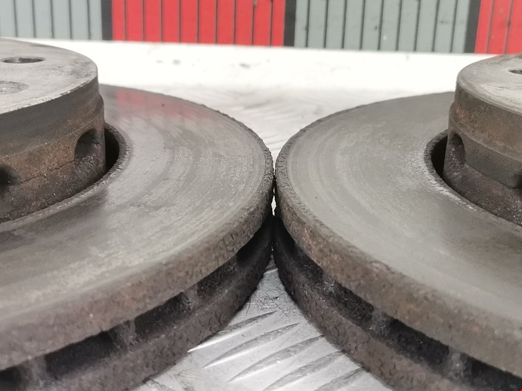 Диск тормозной передний KIA Carens 1999-2002