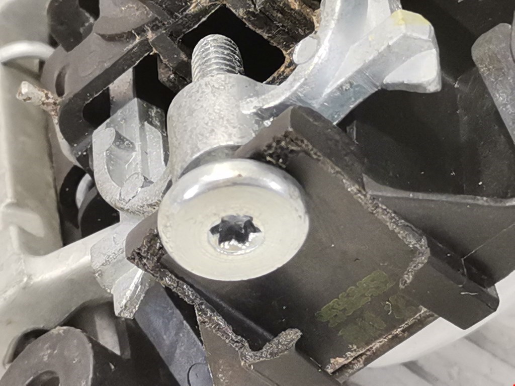 Ручка двери задней наружная левая CHEVROLET Cruze 2009-2015