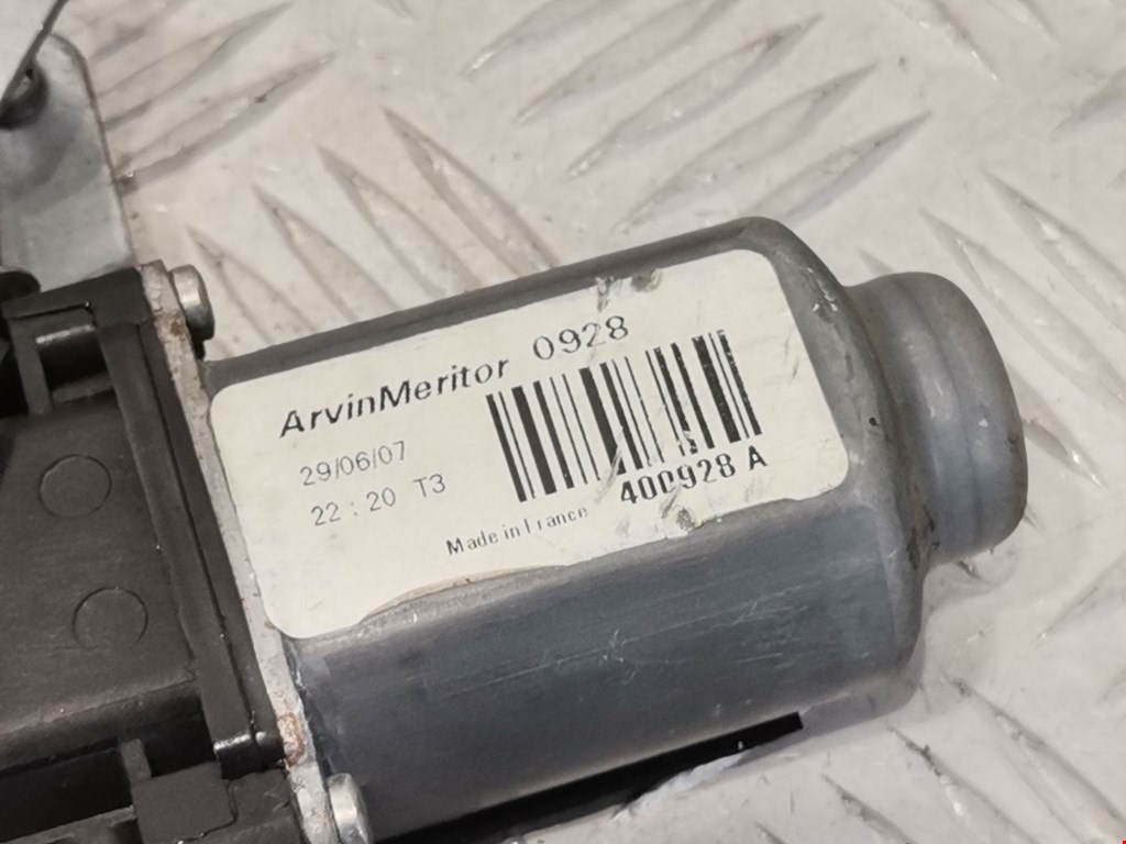 Стеклоподъемник задний левый NISSAN Note E11 2005-2014