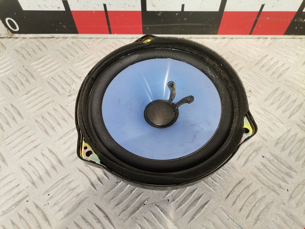 Динамик KIA Carens 1999-2002