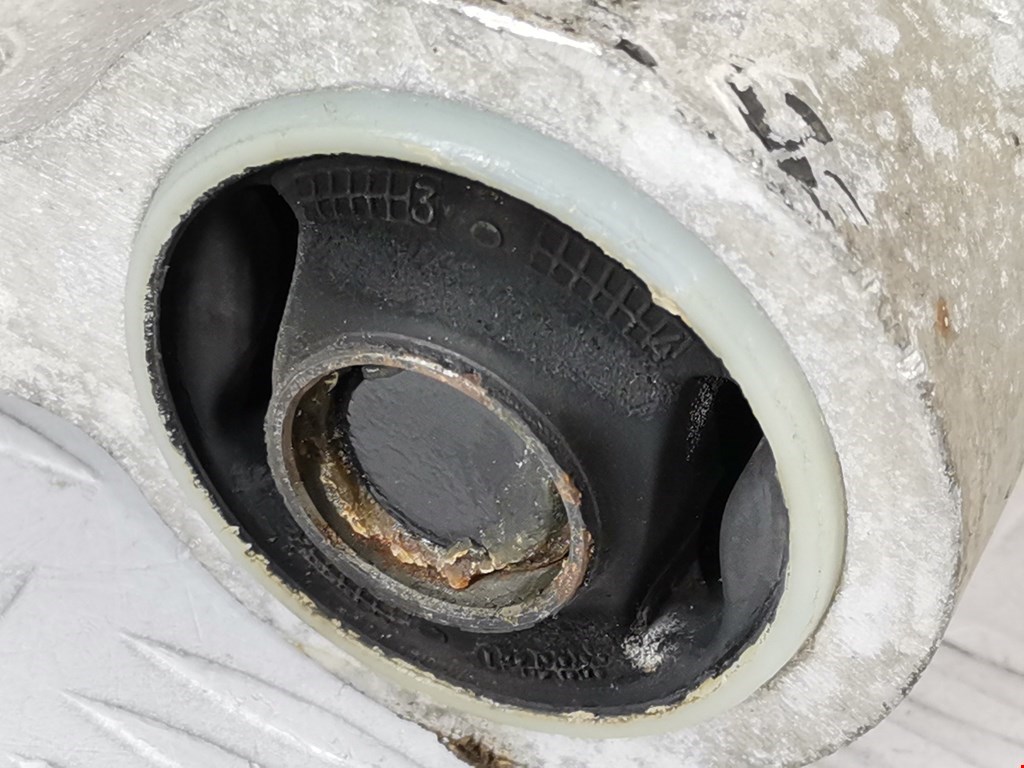 Рычаг передний правый FORD Fusion 2002-2012