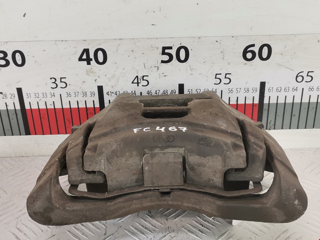 Суппорт передний правый AUDI A6 C6 2004-2010