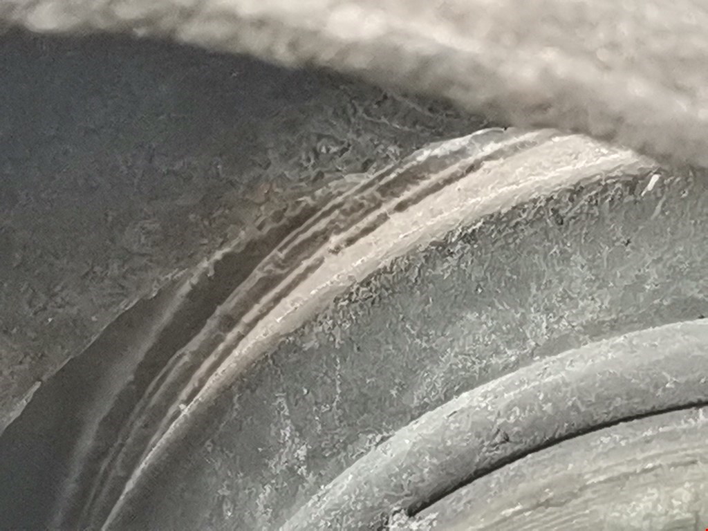 Суппорт передний правый AUDI A6 C6 2004-2010