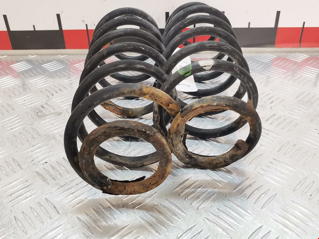 Пружина задняя левая/правая AUDI A3 8L 1996-2003