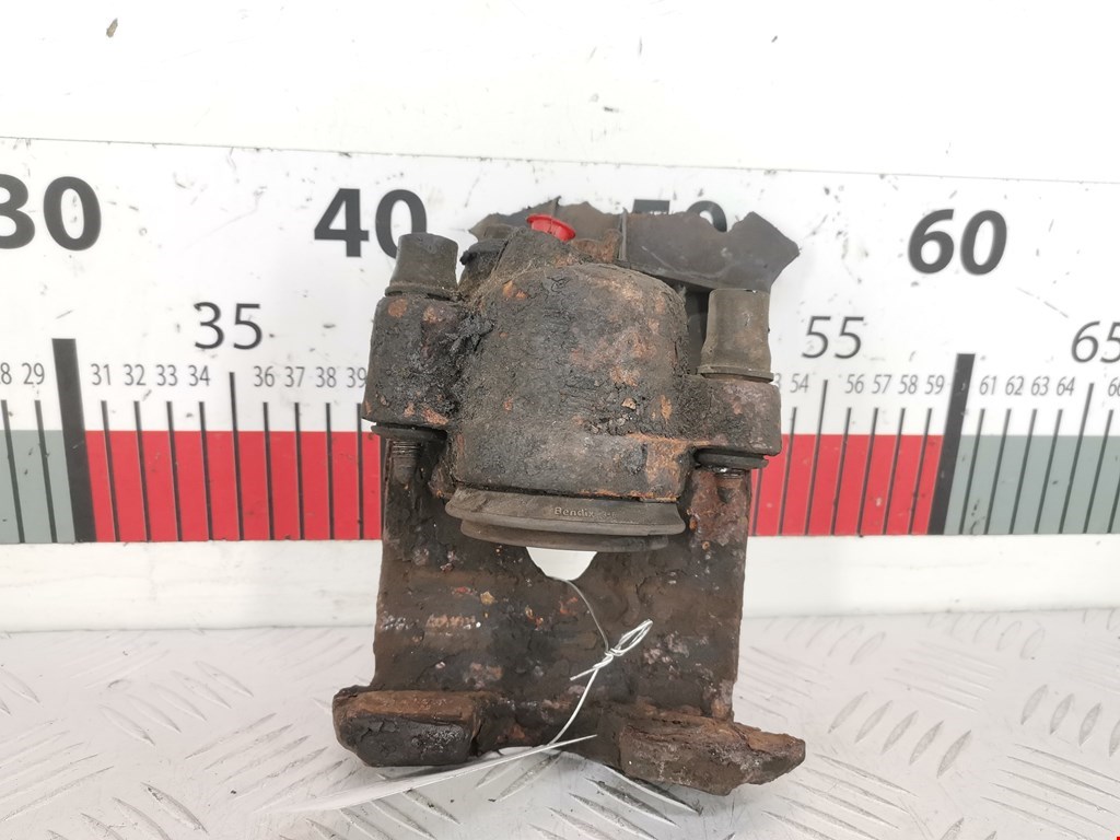 Суппорт передний левый VOLKSWAGEN Polo III 1994-2001