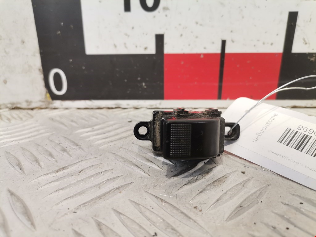 Кнопка стеклоподъемника MAZDA Premacy CP 1999-2004