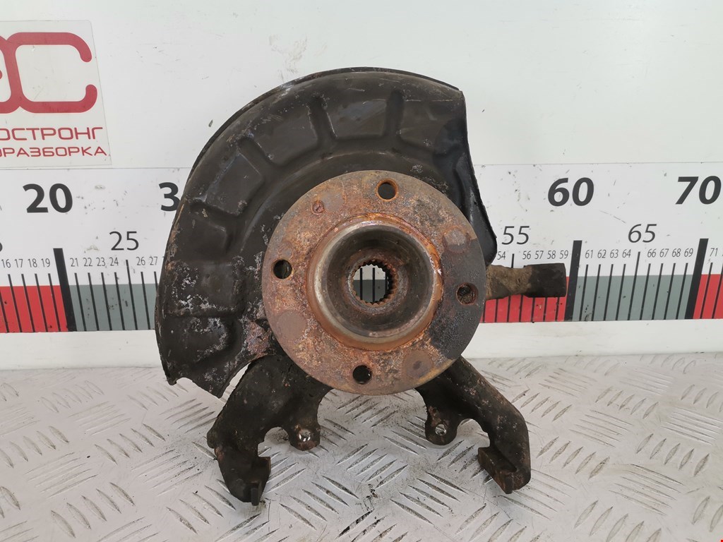 Ступица передняя правая VOLKSWAGEN Golf III 1991-1997