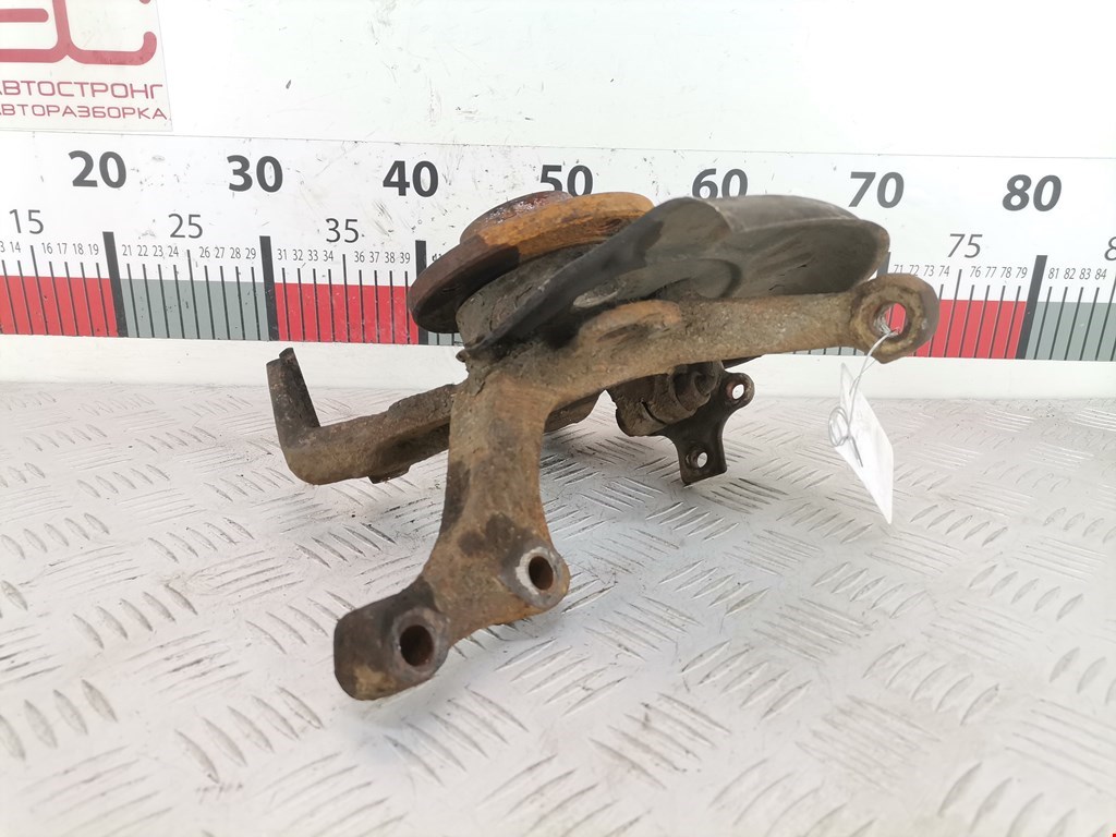 Ступица передняя правая VOLKSWAGEN Golf III 1991-1997