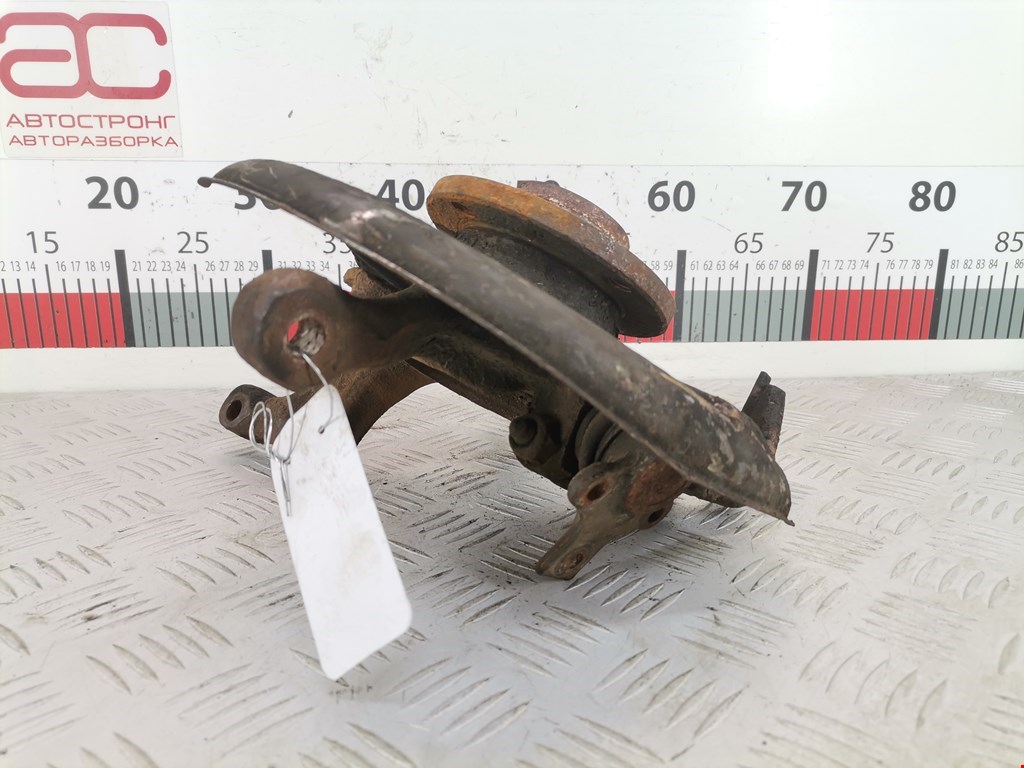 Ступица передняя правая VOLKSWAGEN Golf III 1991-1997