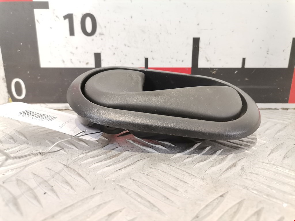 Ручка дверная передняя внутренняя левая DACIA Sandero 2008-2012