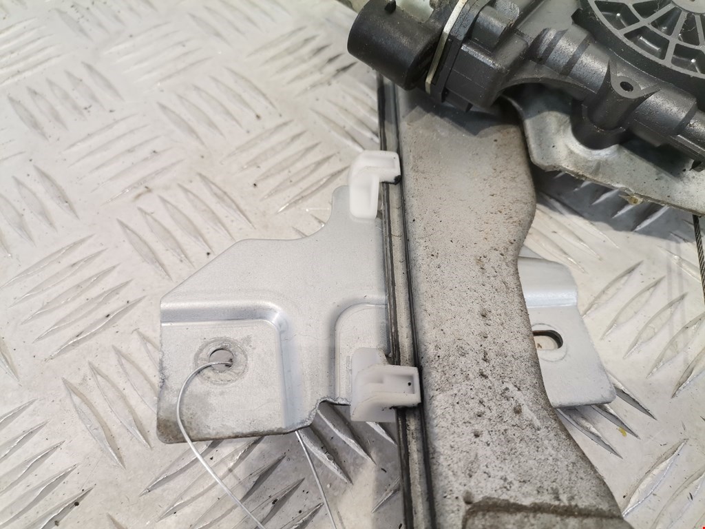 Стеклоподъемник передний левый DACIA Sandero 2008-2012