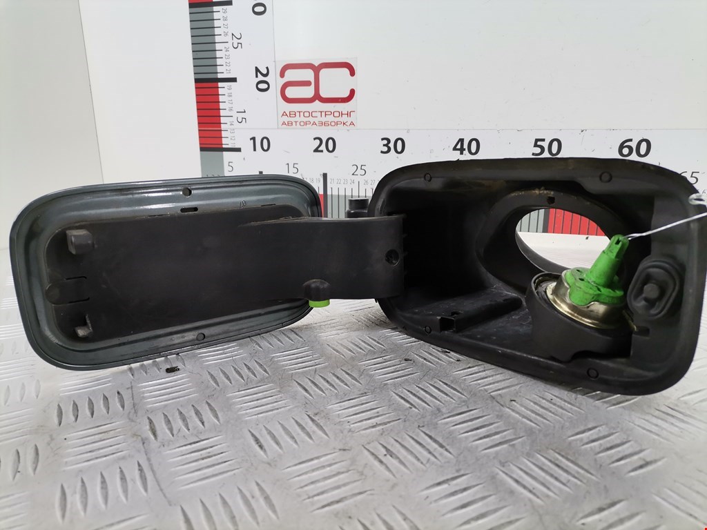 Лючок бензобака BMW 7er 7 серия E65/E66 2001-2008