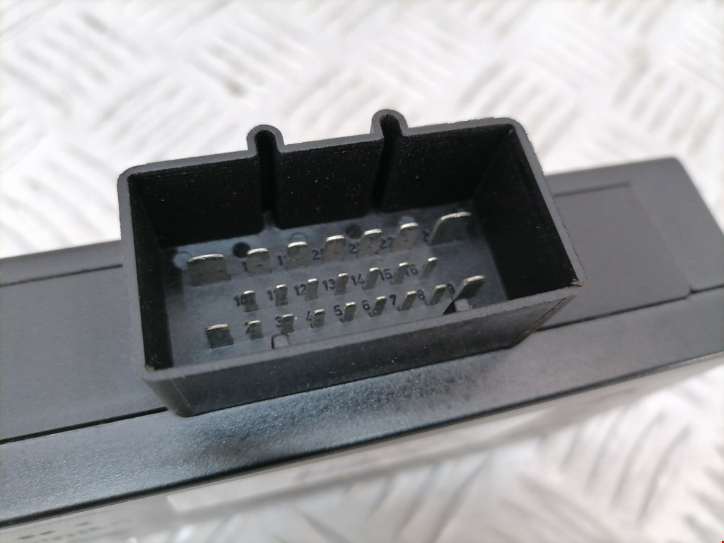 Блок комфорта VOLKSWAGEN Polo IV 2001-2009