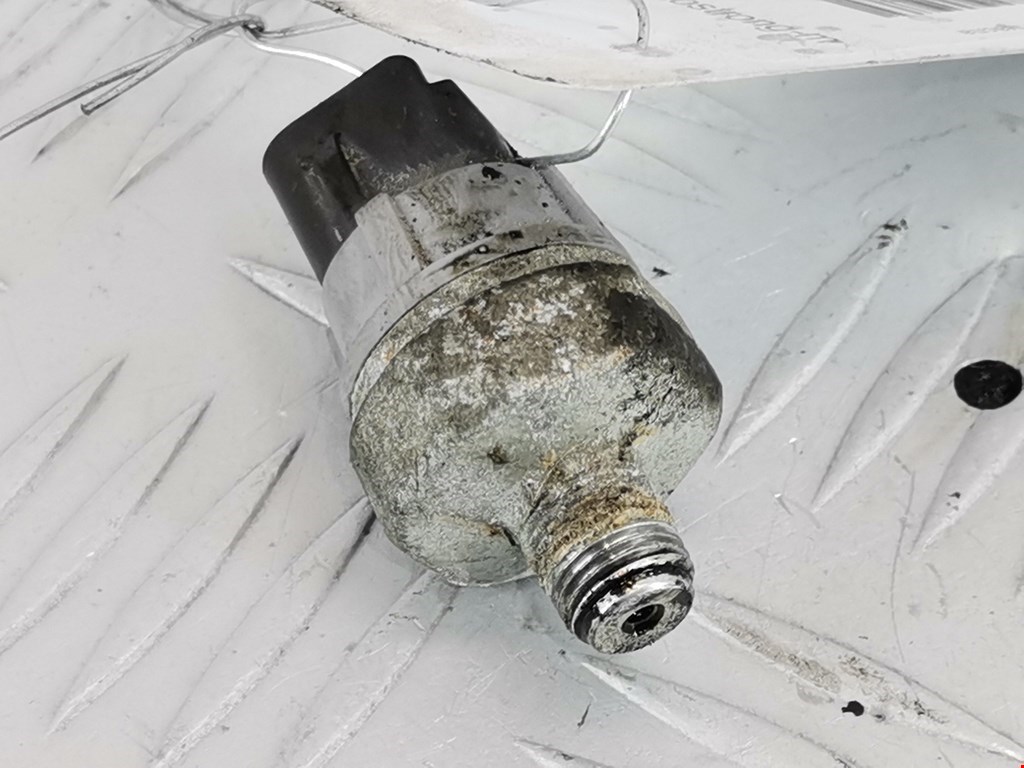 Датчик давления масла TOYOTA Corolla E120 2001-2006