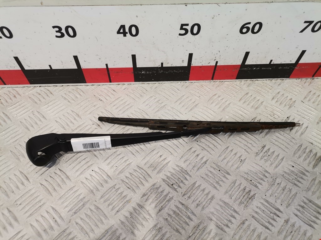 Поводок дворника задний (заднего) AUDI A4 B5 1995-2001