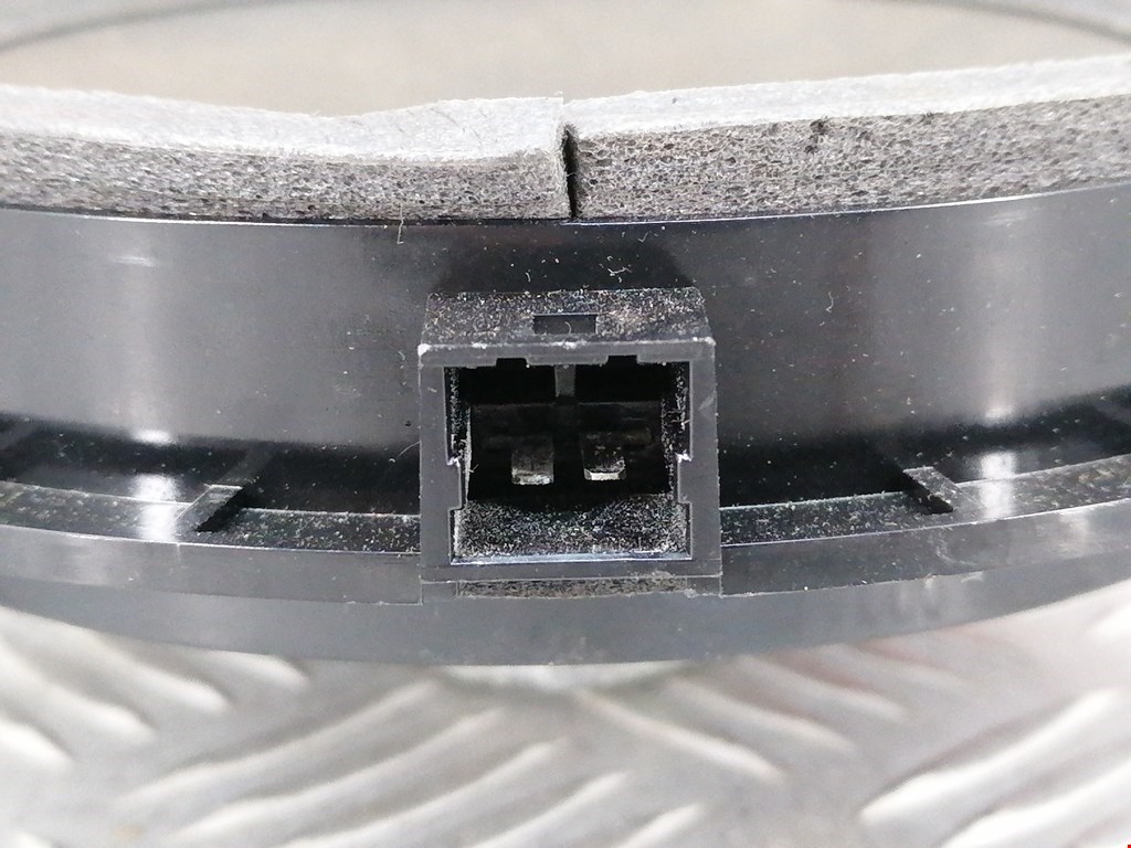 Динамик KIA Sportage II 2004-2010