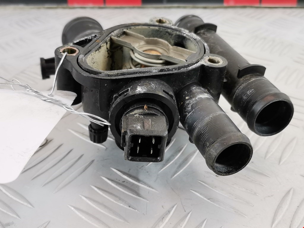 Корпус термостата RENAULT Scenic II 2003-2010