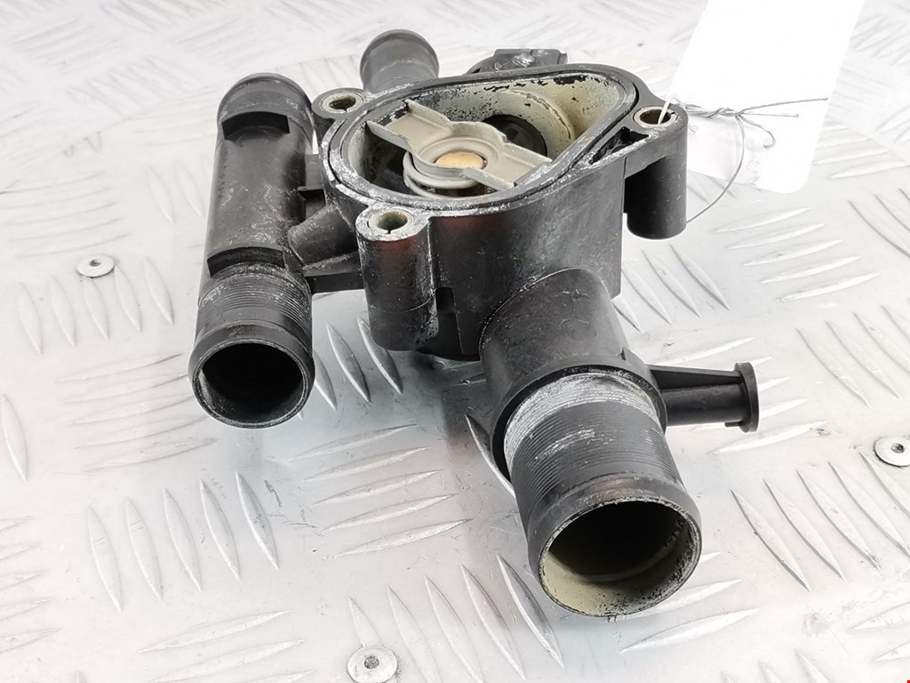 Корпус термостата RENAULT Scenic II 2003-2010