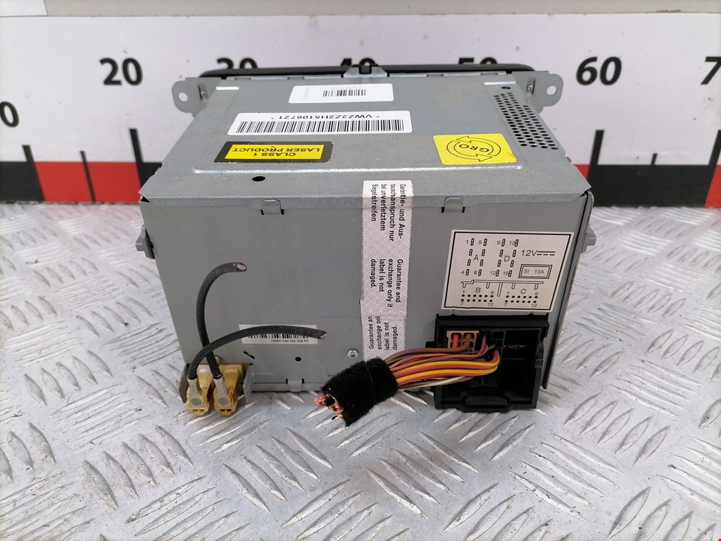 Магнитола VOLKSWAGEN Golf V 2003-2009