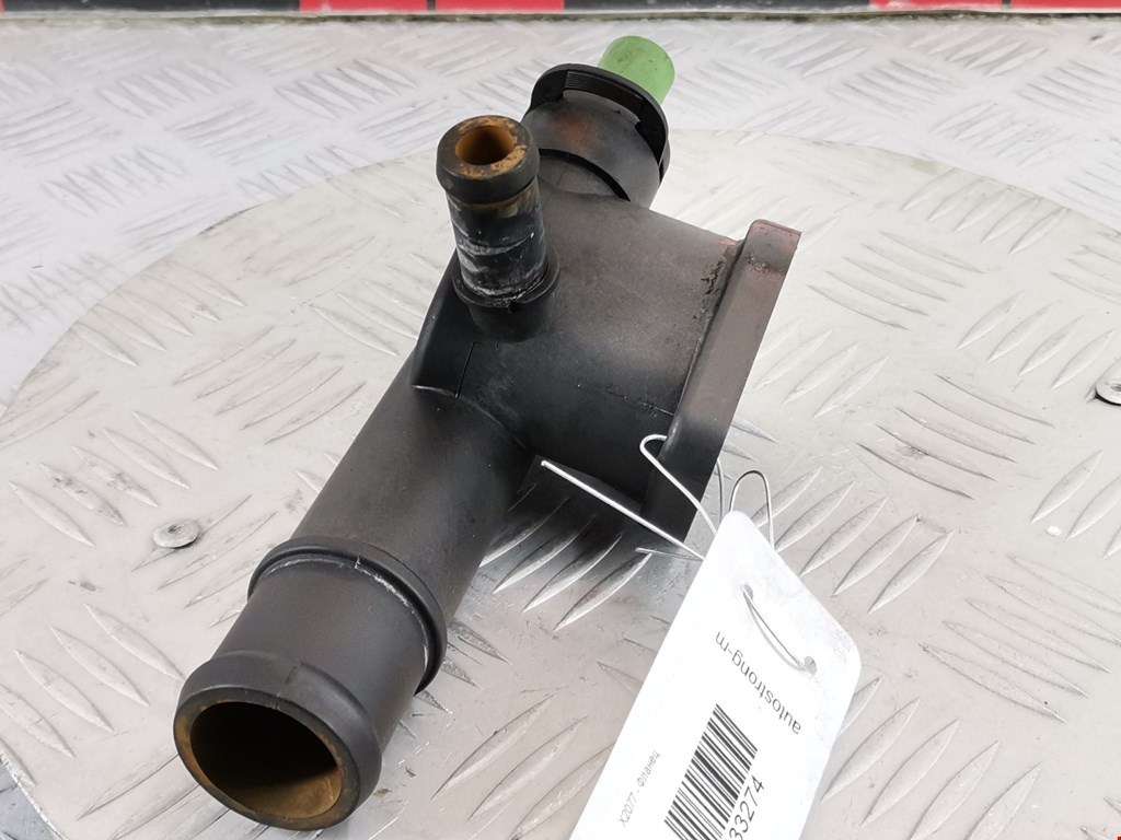 Тройник системы охлаждения SKODA Octavia A4 1U- 1997-2010