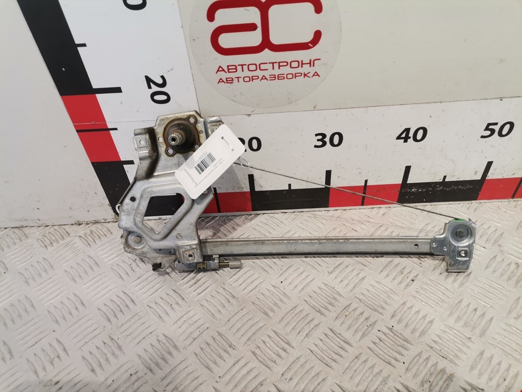 Стеклоподъемник задний правый AUDI 80 B3 1986-1991