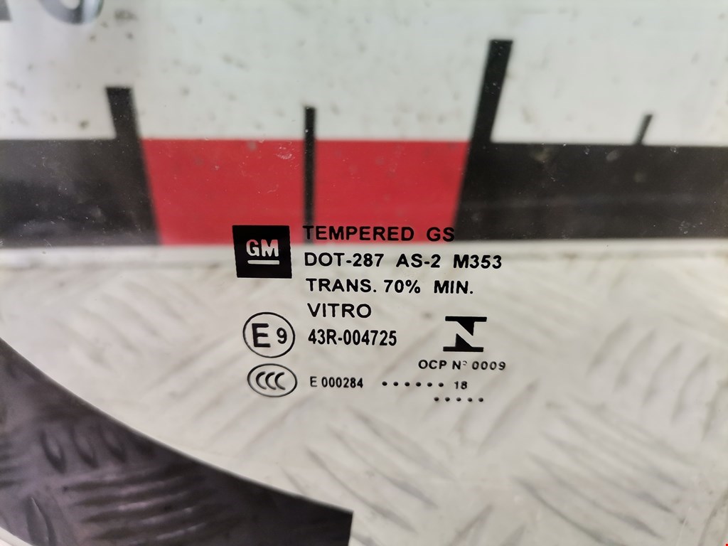 Стекло двери заднее правое CHEVROLET Trax (Tracker) Trax Tracker 2013-2022