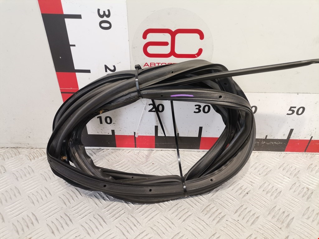 Уплотнитель двери CHEVROLET Trax (Tracker) Trax Tracker 2013-2022