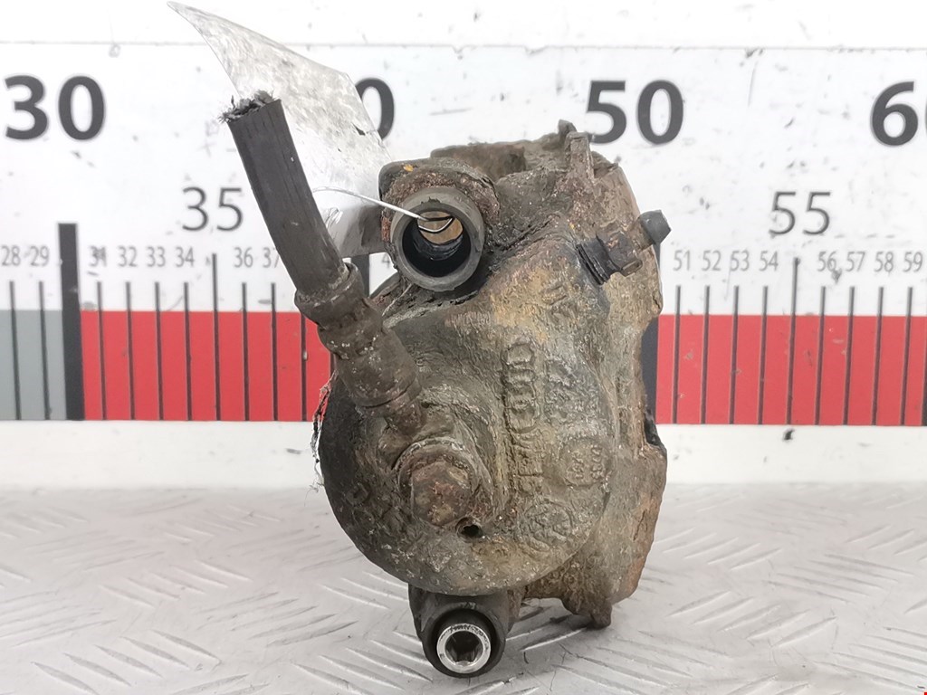 Суппорт передний левый VOLKSWAGEN Polo IV 2001-2009