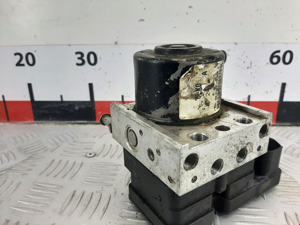 Блок ABS (насос) SUZUKI Alto HA25 2008-2014