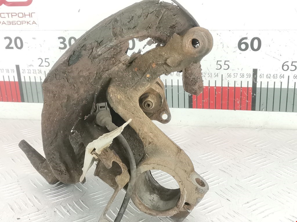 Ступица передняя правая VOLKSWAGEN Polo IV 2001-2009