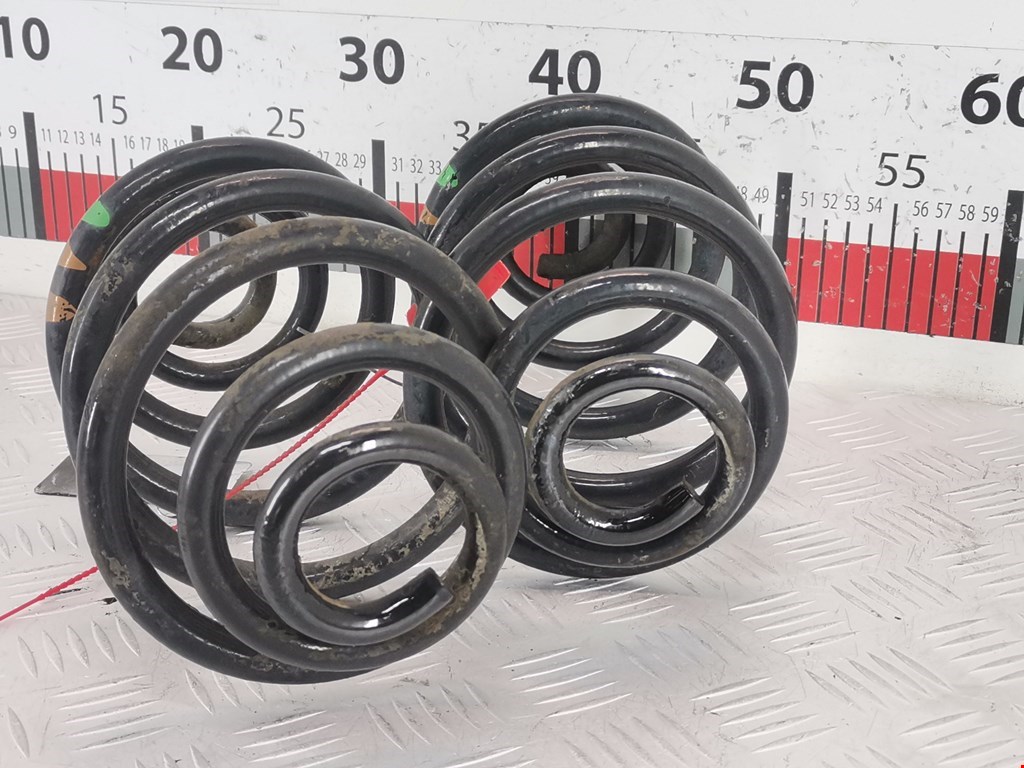 Пружина задняя левая/правая VOLKSWAGEN Passat B5 1997-2005