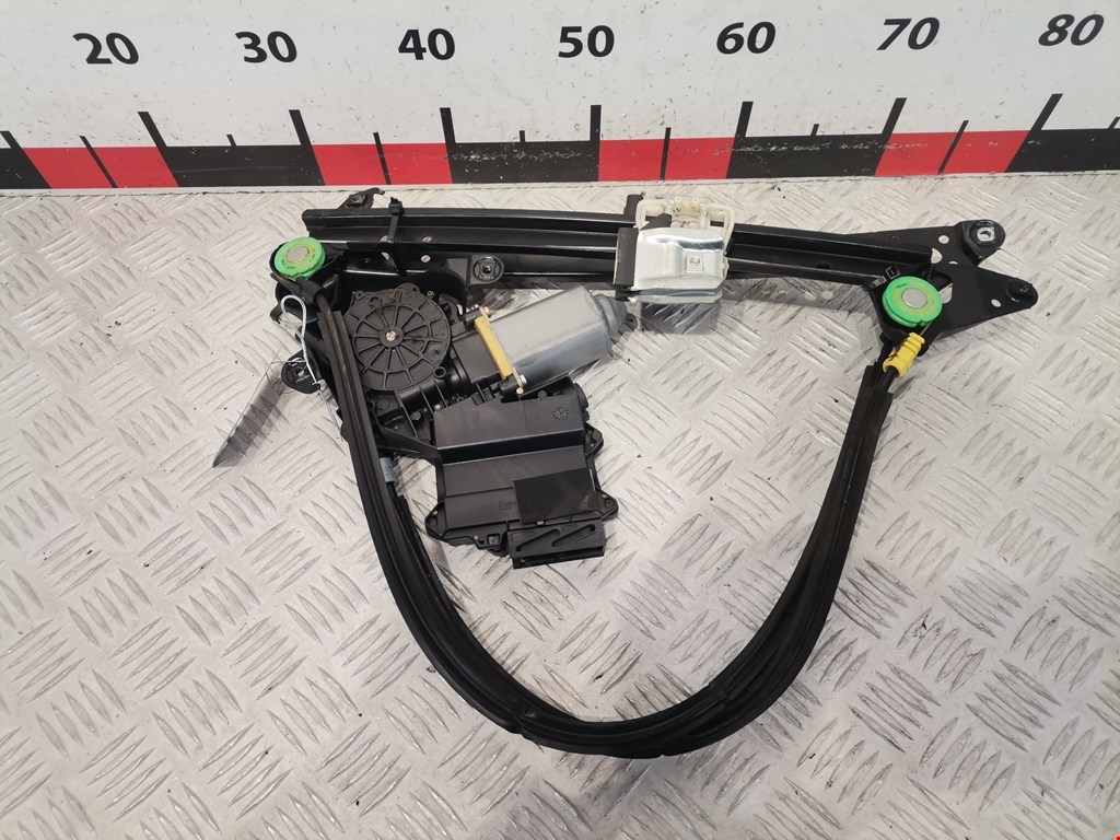 Стеклоподъемник задний левый SEAT Alhambra 1996-2010