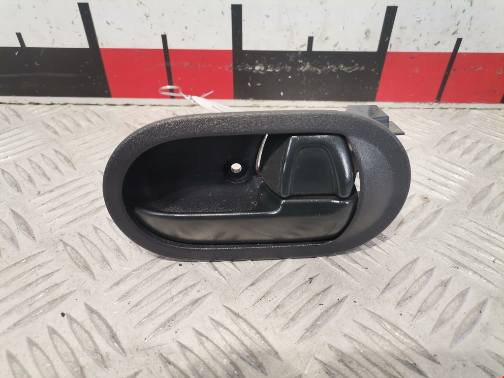 Ручка дверная передняя внутренняя правая MITSUBISHI Colt Z3 2003-2012