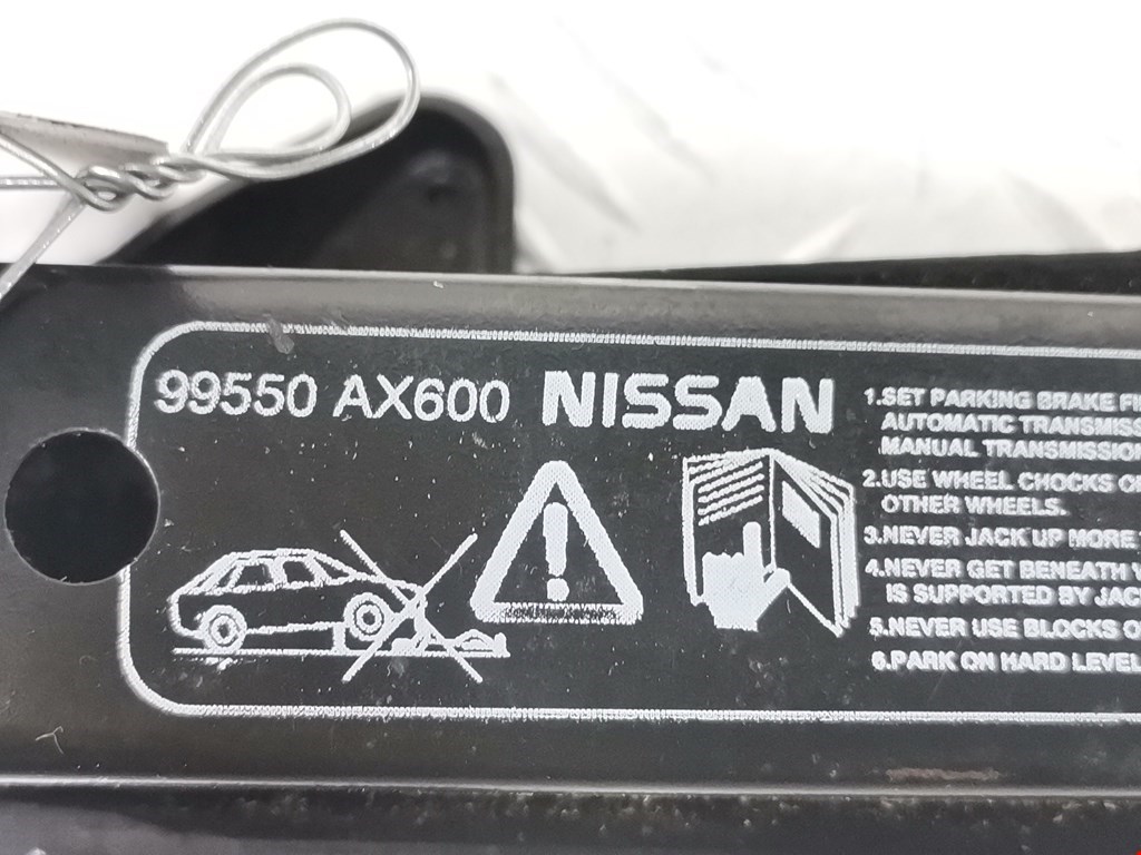 Домкрат NISSAN Micra K12 2003-2010